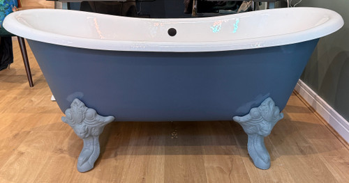 Sandringham Cast Iron Bath 1700x780 includes feet