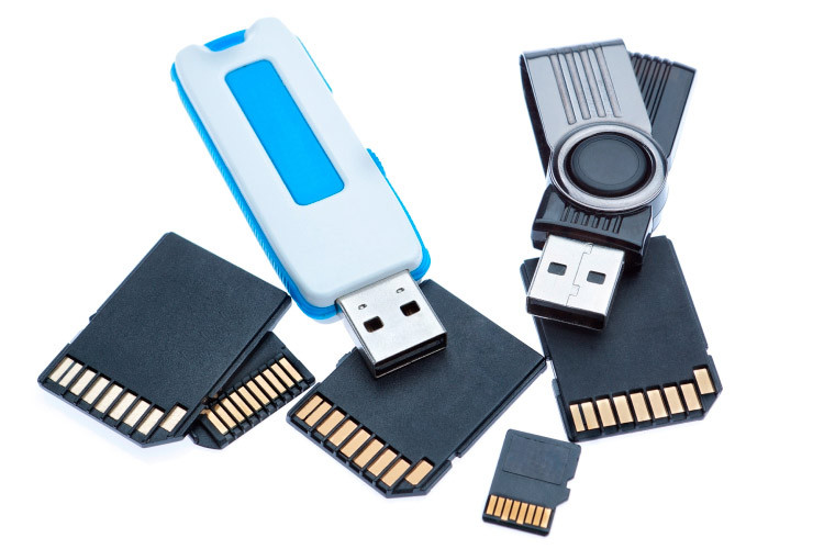 HP 8GB USB Enterprise Mainstream Flash Media Drive Key Kit 743503-001 for Data Storage and Security