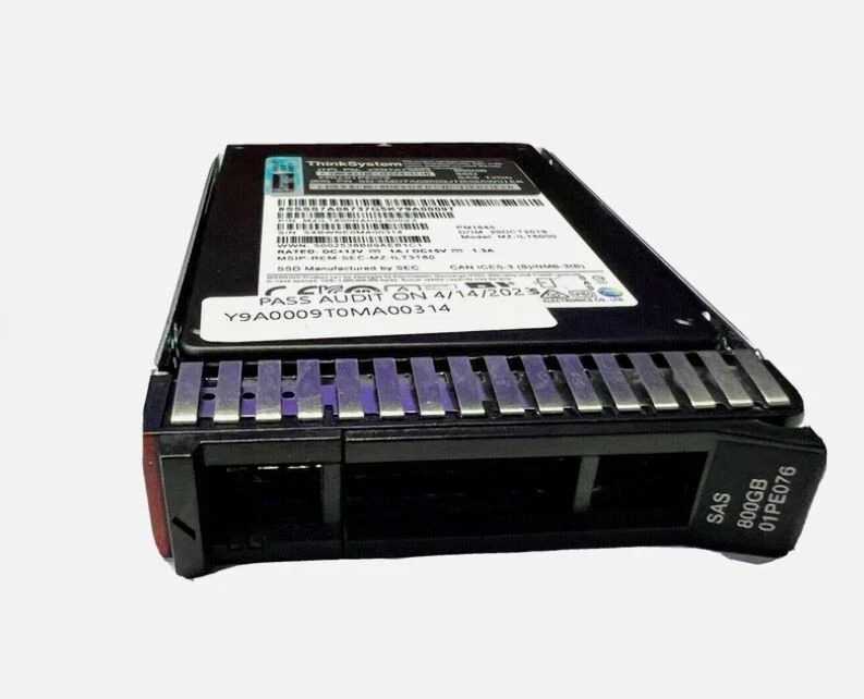 01PE076 | Lenovo | 2.5" 800GB SSD