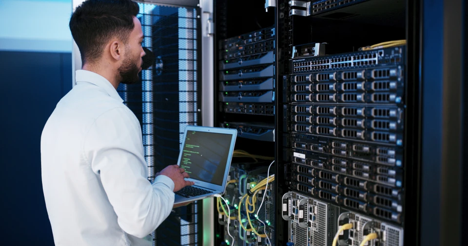 Complete Guide to IT Hardware for Businesses in 2026 (Servers, Storage, Networking & More)