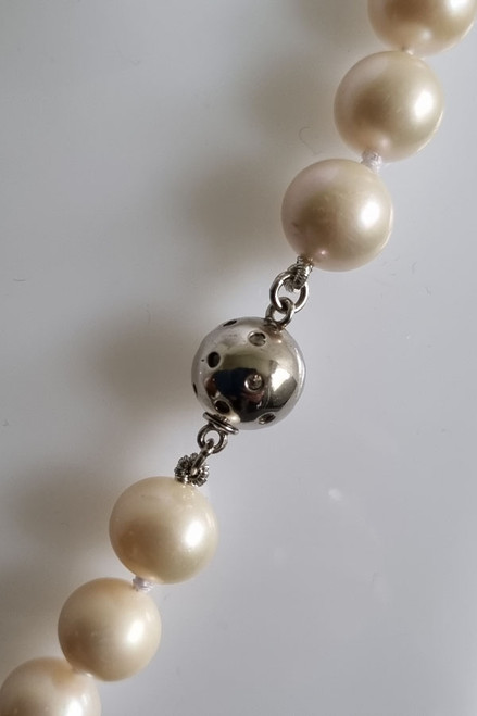 Beautiful Freshwater Pearl Necklace
