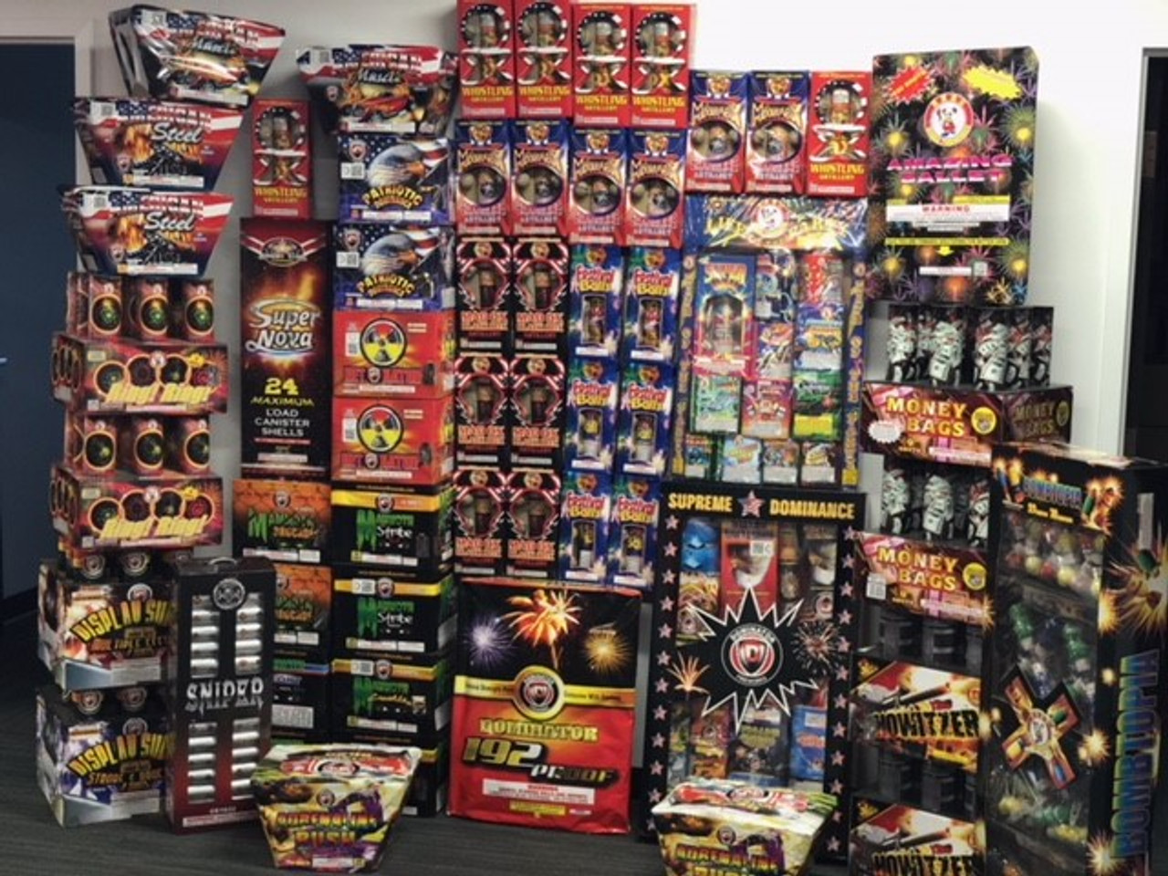 Large Online Firework Assortment - American Wholesale Fireworks