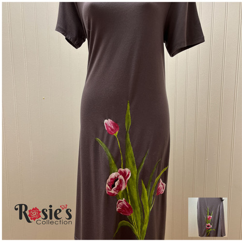 Apparel Designs by Bobbie Cropp - Gray Dress with Tulips - Size L Apparel Designs by Bobbie Cropp - Gray Dress with Tulips - Size L
