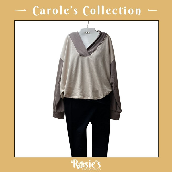 Carole's Collection  T1422 Two Tone Hoodie Ivory
