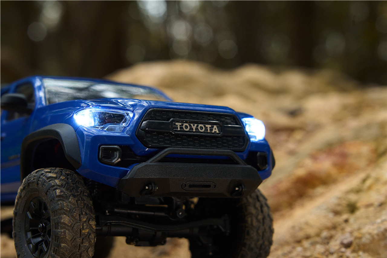 FMS 1:24 FCX24M Toyota Tacoma RTR with 2.4G Transmitter & Receiver, Lipo Battery