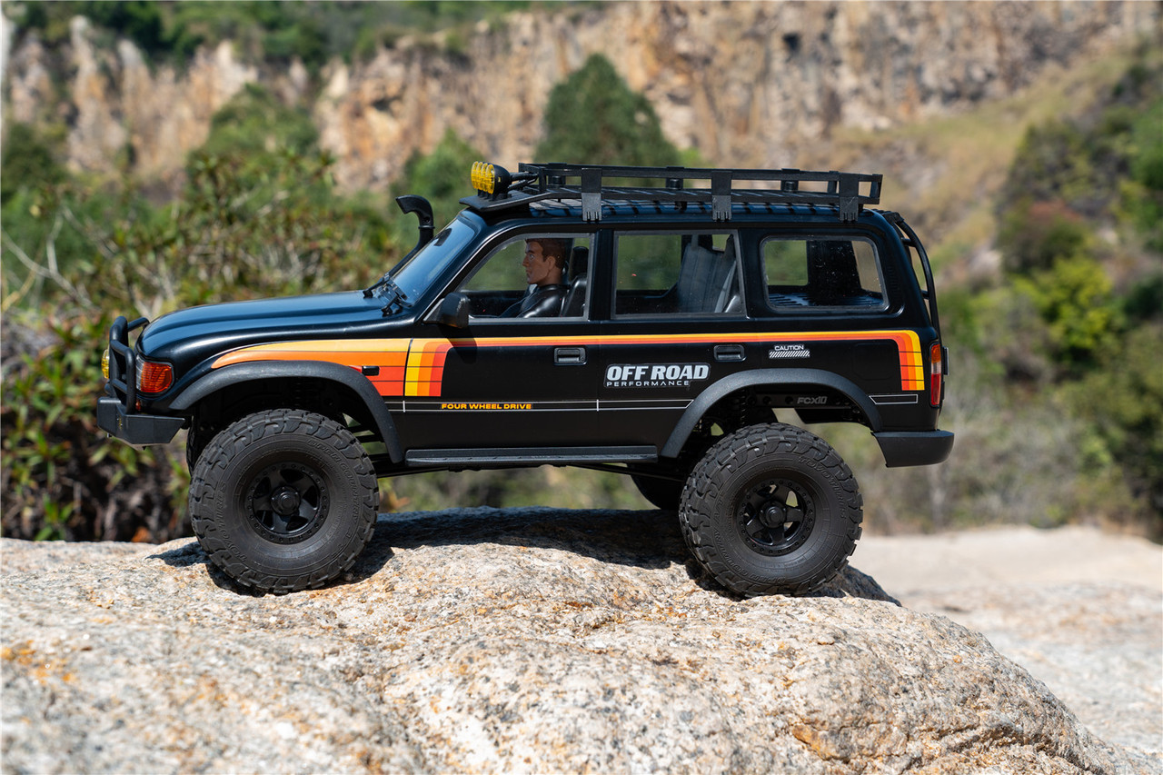 New FMS 1:10 Toyota Land Cruiser 80 Black Brushless FMS11042RSBK-BL-CN