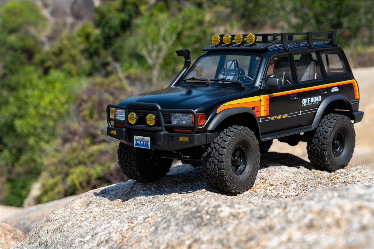 New FMS 1:10 Toyota Land Cruiser 80 Black Brushless FMS11042RSBK-BL-CN