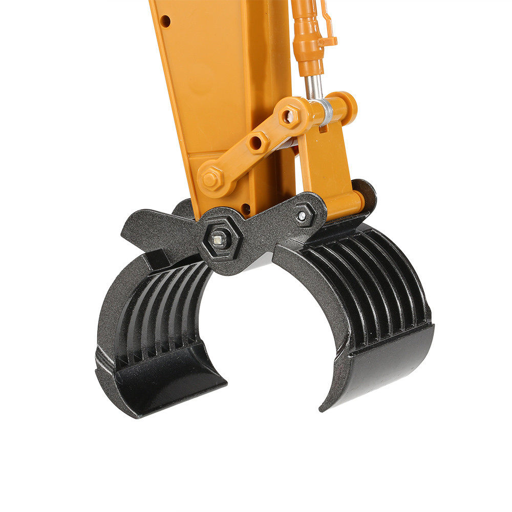 HUINA 1570 1:14 2.4GHz 16CH RC Alloy Log Grabbing Machine with
