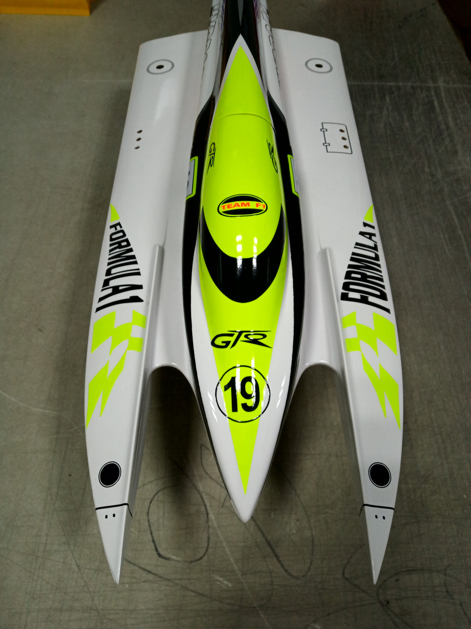 Dragon Hobby LASERLINE 700EP F1 High Speed Racing Speed Boat