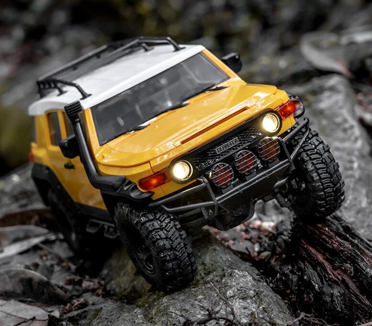 【新品】FMS トヨタ FJ Cruiser RCクローラー 1/18 FMS 1/18 Toyota FJ Cruiser 4WD Brushed RTR | Horizon Hobby