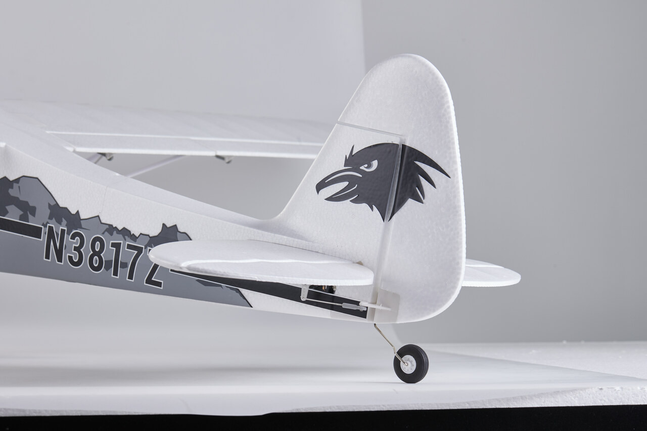 ラジコン飛行機　FMS 1300mm PA-18 Cub 新品・未組立 Fms rc飛行機1300 PA-18 j3キューブパイパー (フラップ付き