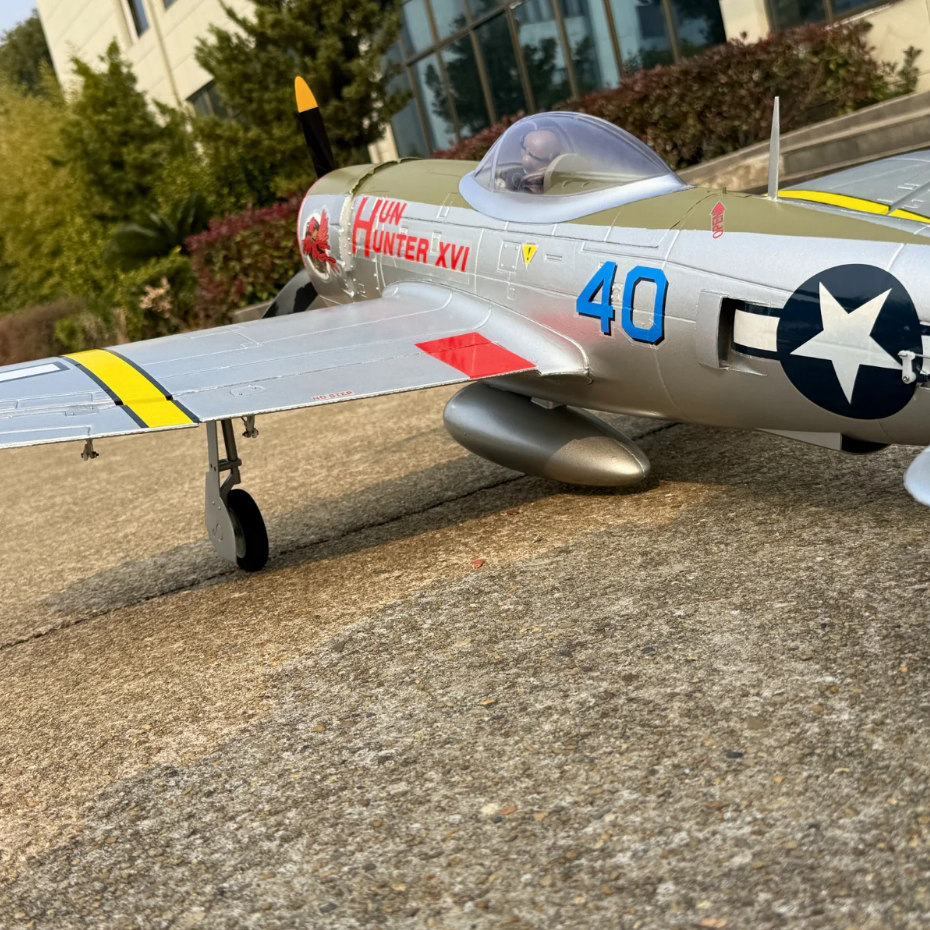 Upgrade! Dynam P-47D Thunderbolt 1220mm V2 4s w/ Flaps & Retracts PNP RC Warbird