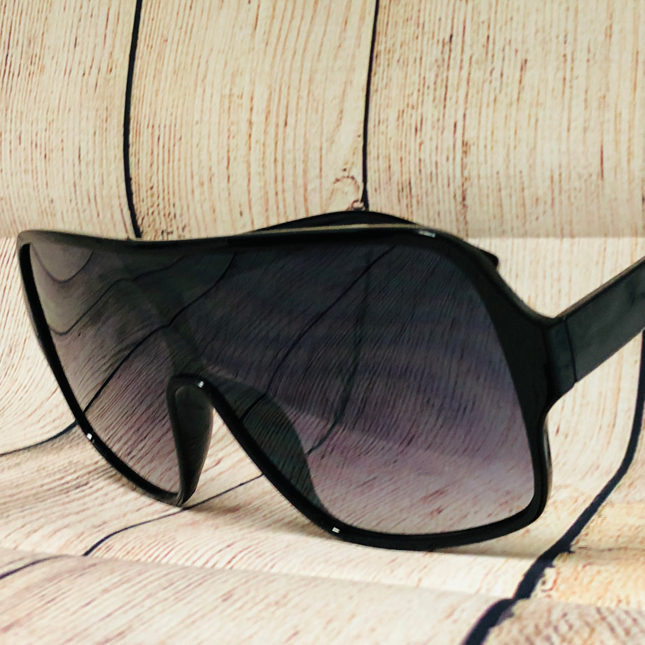 sunglasses square one