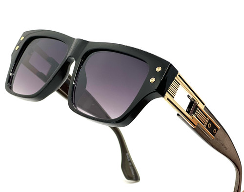 Black square Gold Frame with Smoke Gradient Lens Miami Style Shades Celebrity Sunglasses Black square Gold Frame with Smoke Gradient Lens Miami Style Shades Celebrity Sunglasses