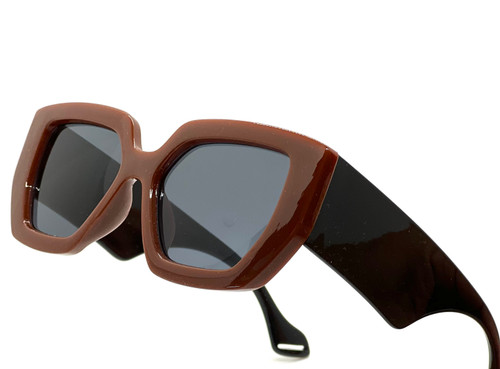 oversized, square, sunglasses, women, tortoise shell, black, gray lens, fashion, eyewear, chunky, statement, retro, glam, outdoor, designer inspired
