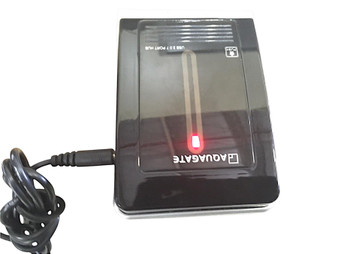 Monoprice Aquagate USB 2.07 port hub high performance  With Adapter