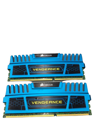 2xCorsair 8 GB DIMM 1600 MHz PC3-12800 DDR3 SDRAM Memory (CMZ8GX3M2A1600C9B)