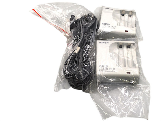 Nikon MH-72 Ni-MH Battery Charger  Ni-MH COOLPIX Rechargeable Batteries Nikon MH-72 Ni-MH Battery Charger  Ni-MH COOLPIX Rechargeable Batteries