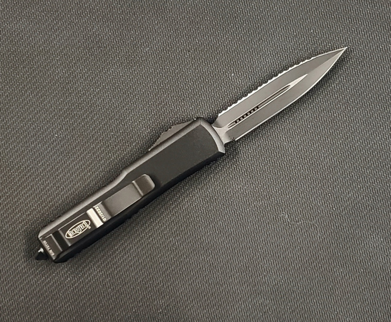 Microtech UTX-85 D/E Black Tactical F/S 232-3T