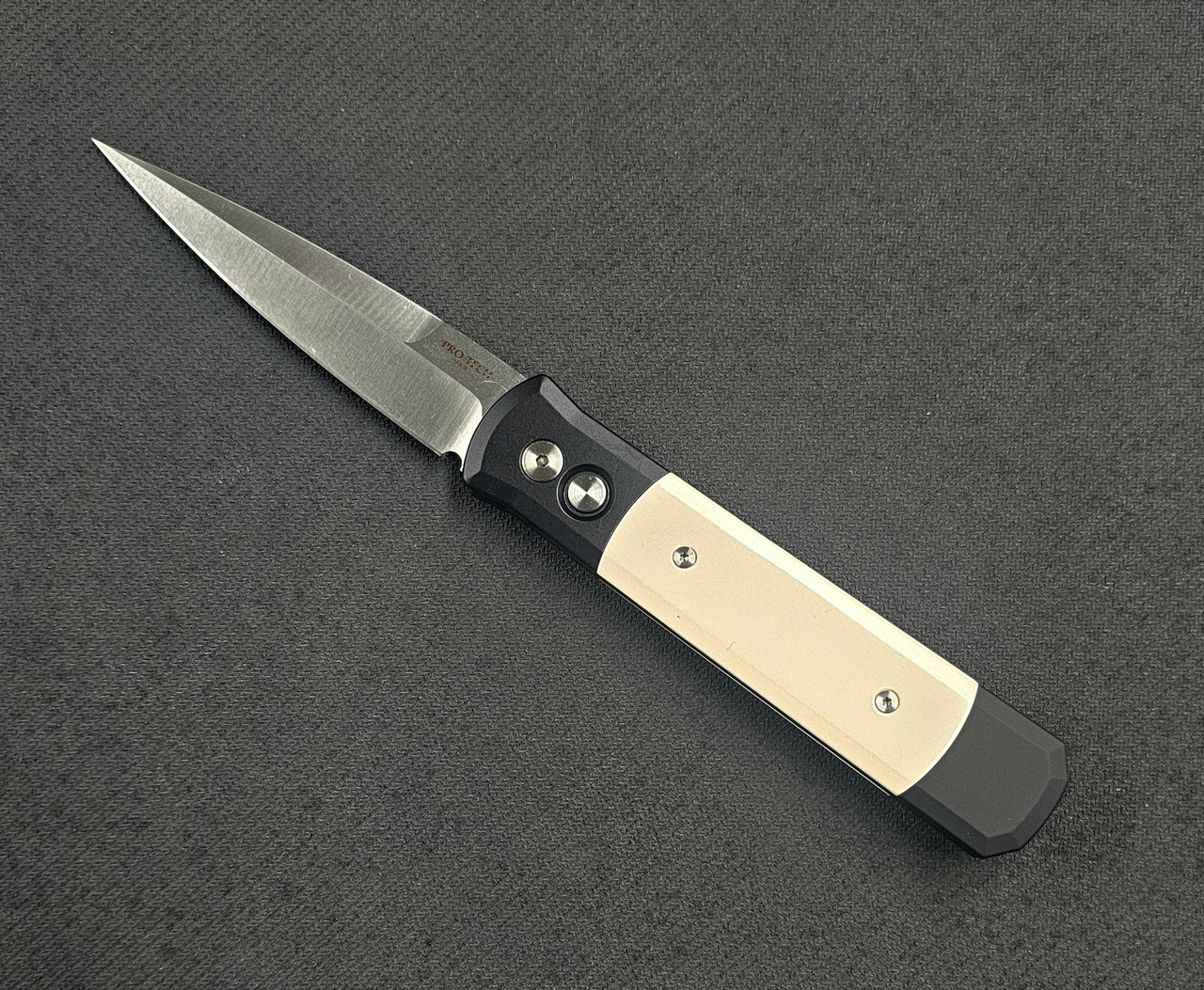 Protech Godfather Tuxedo Satin 951 Protech Godfather Tuxedo Satin 951