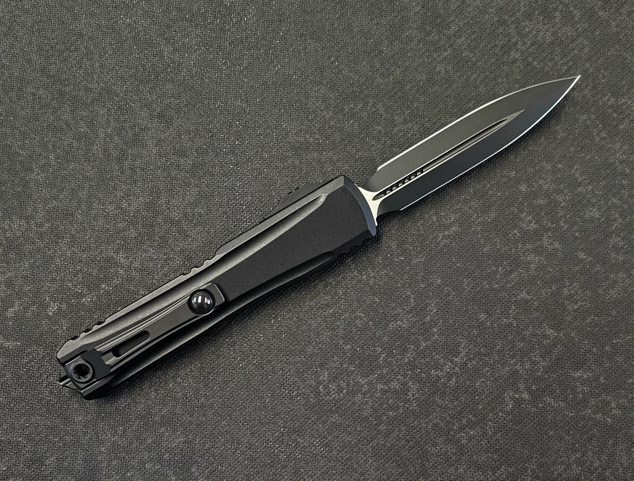 Microtech Ultratech Gen IV Bravo D/E Blk Tactical 11224BR-1T