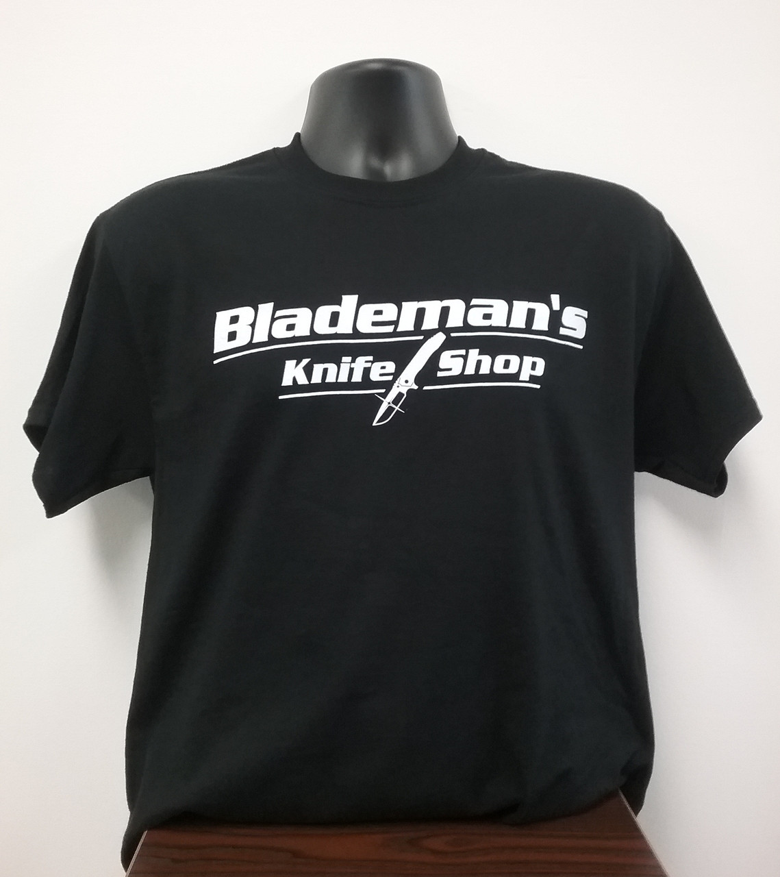 Blademan's Knife Shop Logo T