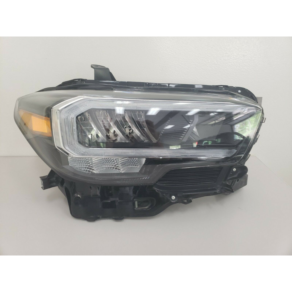 For Toyota Tacoma 2020 2021 2022 Headlight Assembly Passenger Side | Chrome | LED | Replacement For TO2503291 | 191275816950, 8111004290