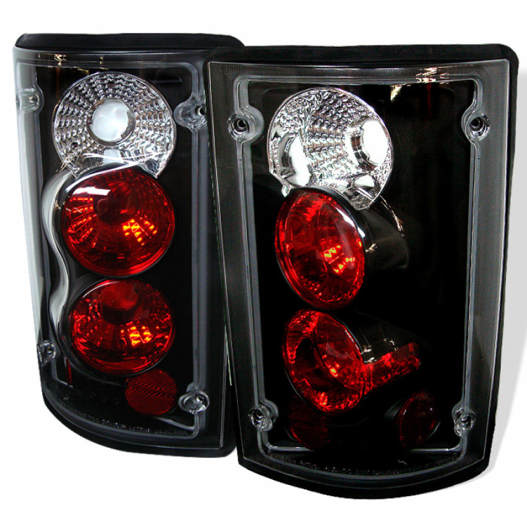 Spyder For Ford E-150/350 Econoline Club Wagon 1995-2002 Euro Tail Lights Black | (TLX-spy5002914-CL360A74)