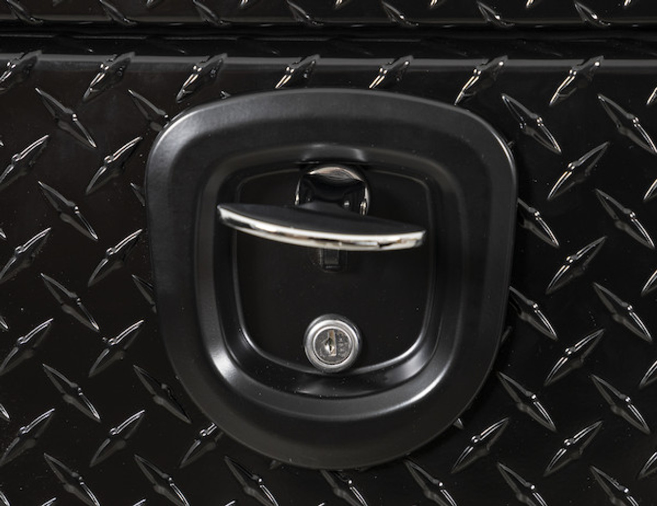 1725101 - 18x18x18 Inch Black Diamond Tread Aluminum Underbody Truck Box