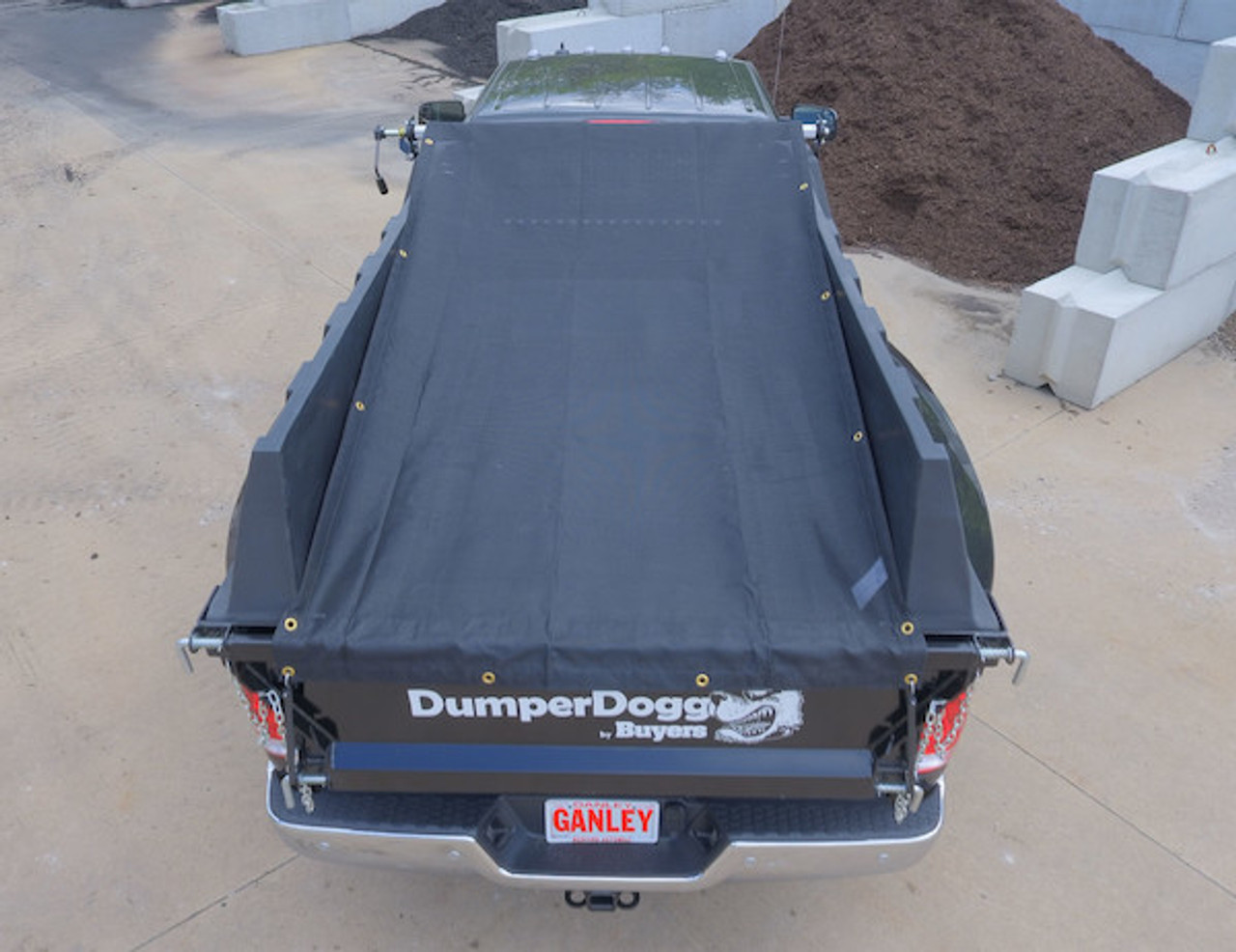 5532000 - 7 Foot DumperDogg® Polymer Dump Insert