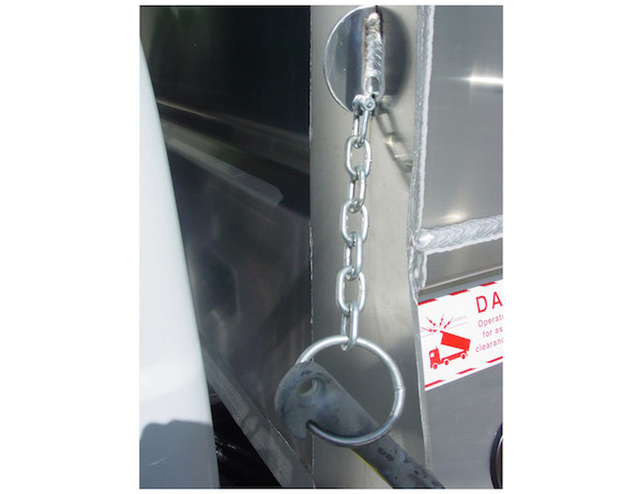 58R6 - Zinc Welded Ring with 6 Links of Chain for L001 Tailgate Release Lever