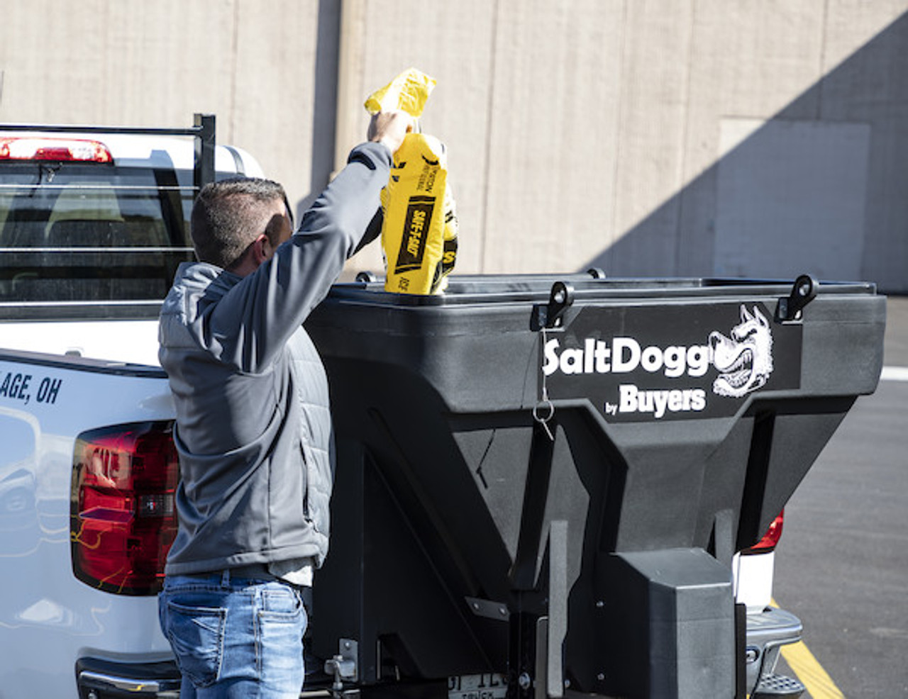 TGS07 SaltDogg® 11 Cubic Foot Tailgate Spreader Paris Supply, LLC