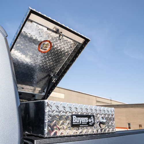 1710410 - 18x20x71 Inch Diamond Tread Aluminum Gull Wing Truck Box