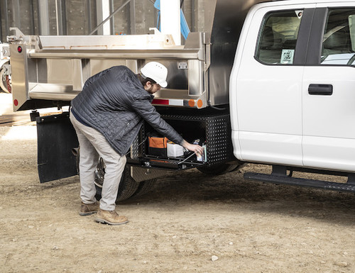 1725119 - 18x24x36 Inch Black Diamond Tread Aluminum Underbody Truck Box