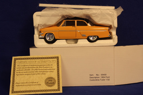 Motor Museum 1955 Ford Custom line Tudor