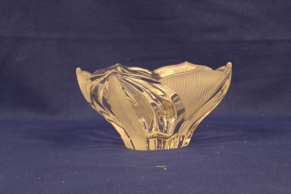 World’s Finest Imperlux 24% Lead Crystal Frosted Bowl