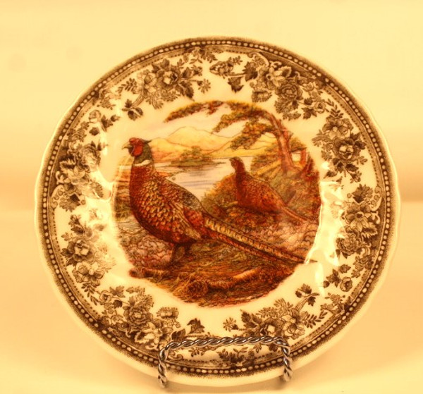 Queen's Quintessential Game Plate