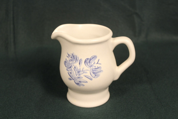 Pfaltzgraff Yorktown Creamer