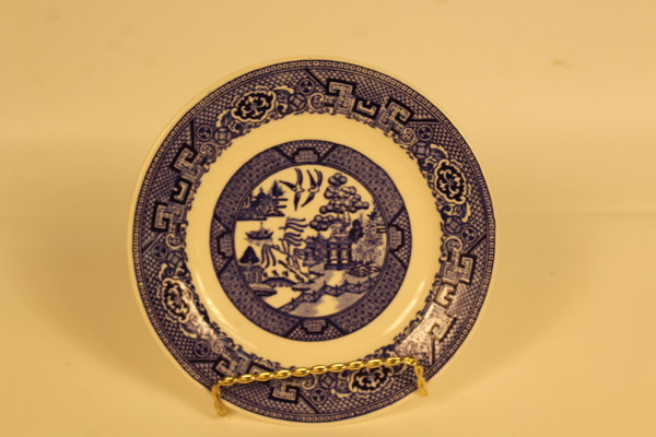 Vintage Homer Laughlin Willow Pattern plate