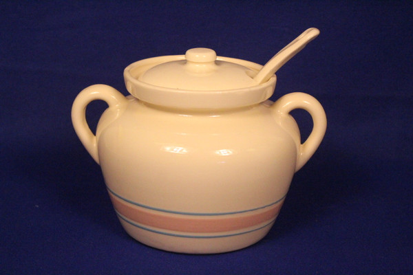 Vintage McCoy 342 Bean Pot w/Ladle