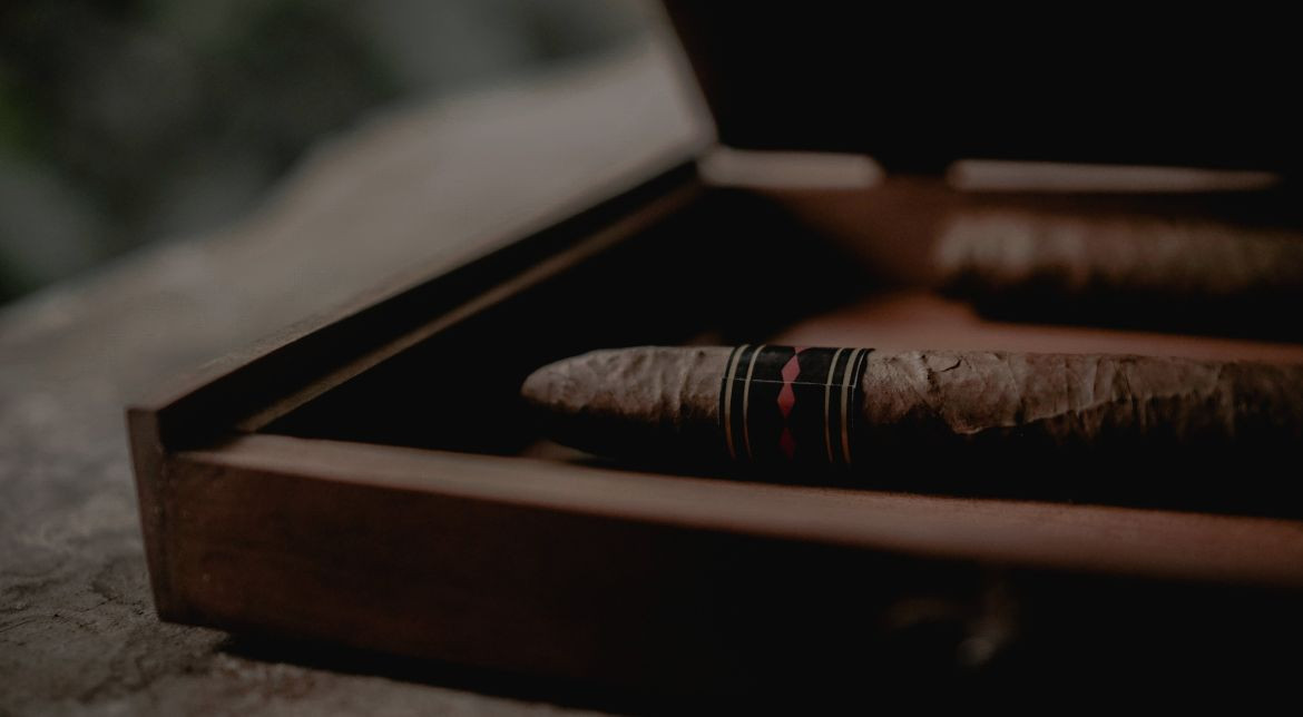 How Much Does a Good Cigar Cost in 2025? - Atlantic Cigar Company