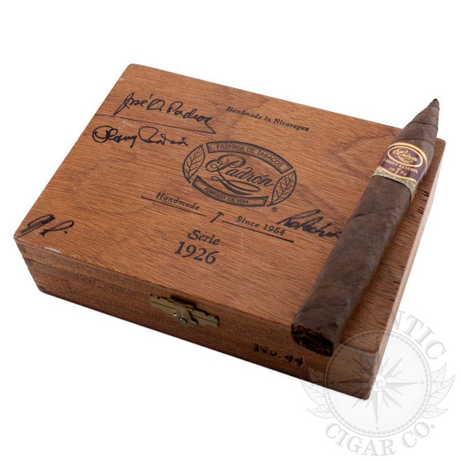 Padron Family Reserve Cigars No. 44 Maduro | Atlantic Cigar Company