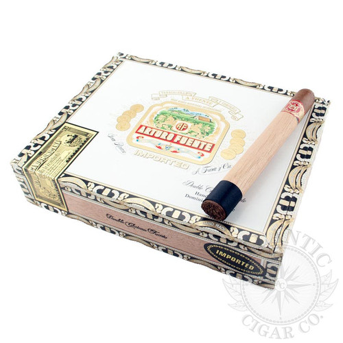 Arturo Fuente Sun Grown Double Chateau cigar product image from Atlantic Cigar Company