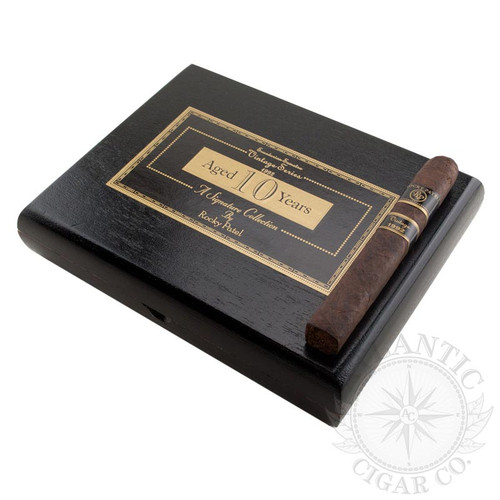 Rocky Patel Vintage 1992 Robusto cigar product image from Atlantic Cigar Company