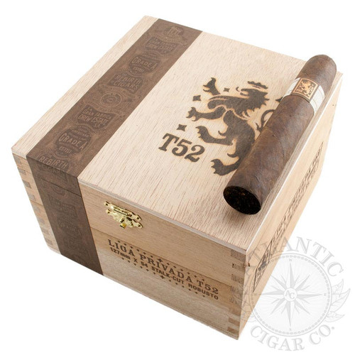 Liga Privada T52 Robusto cigar product image from Atlantic Cigar Company
