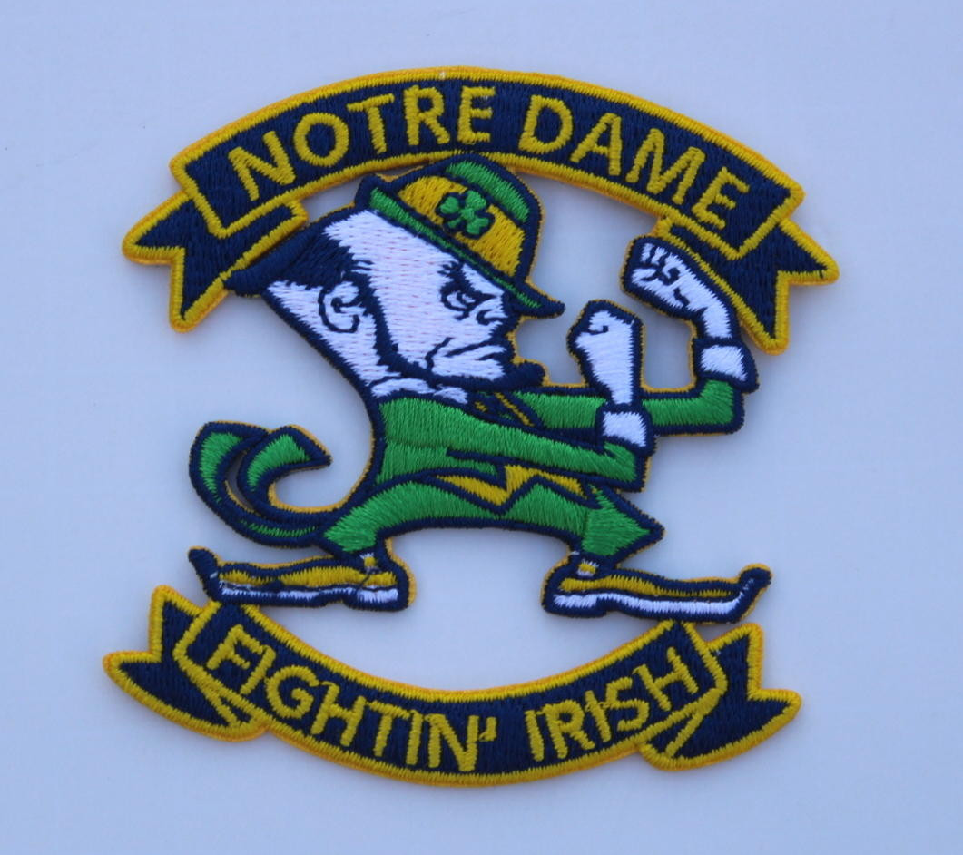 Patch Iron On Ricamato Vintage Notre Dame Fighting Irish | 3 X 2,5 Pollici
