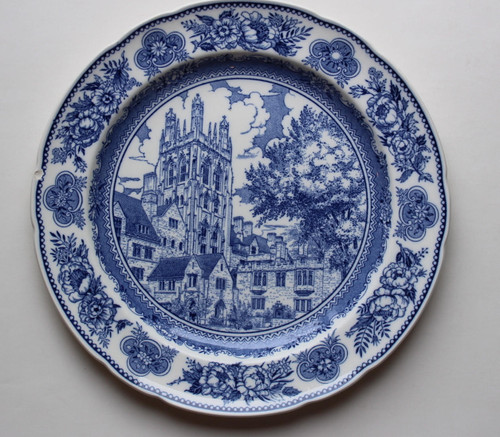 Yale Wedgwood Plate - Wrexham Quadrangle