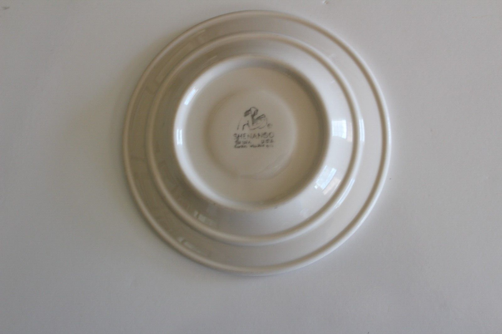 University of Pennsylvania Vintage Bread Plate Collectible Ivy