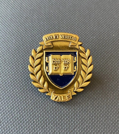 yale university 缶バッヂ yy__17815.1731507722.386.513.