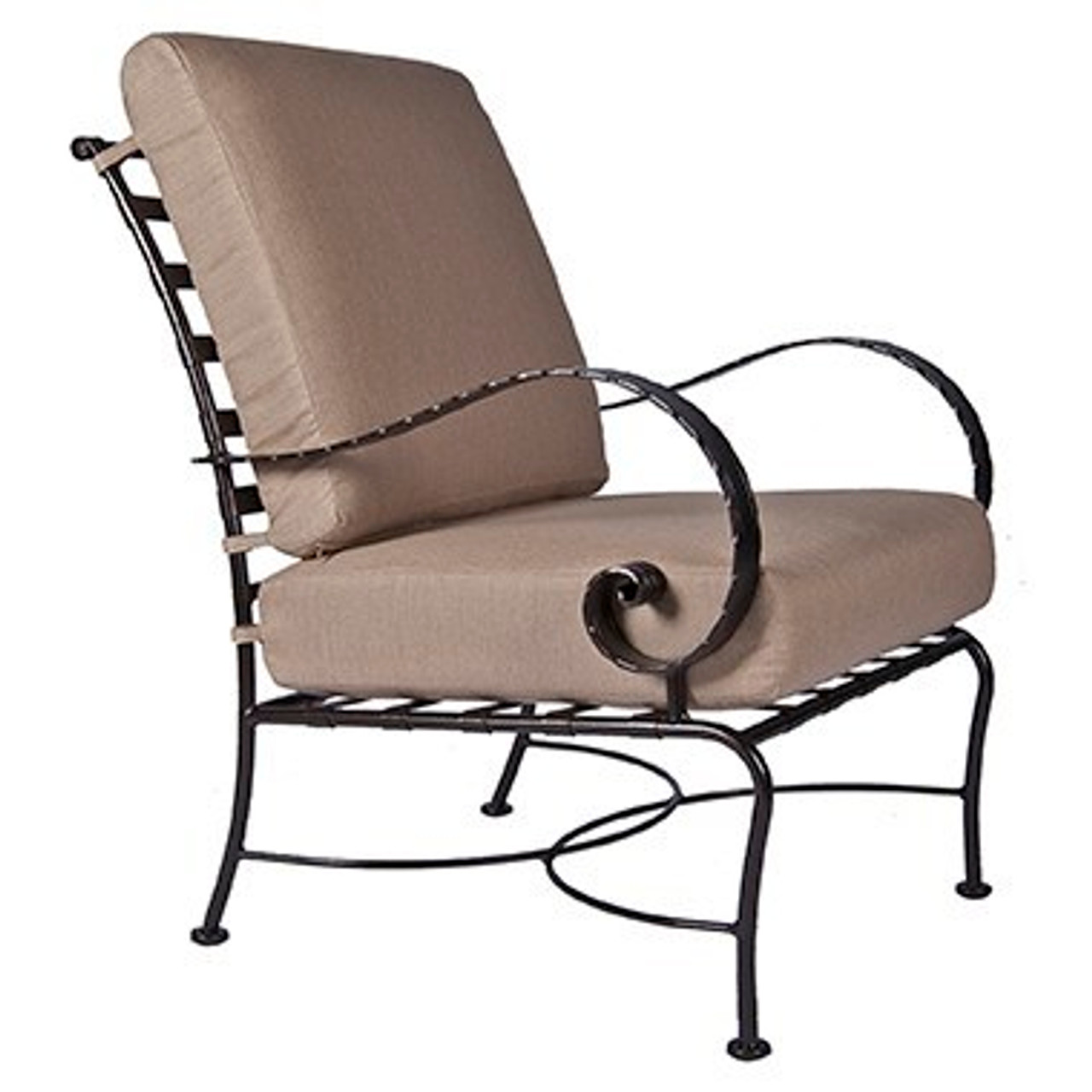 Classico Lounge Chair By Ow Lee